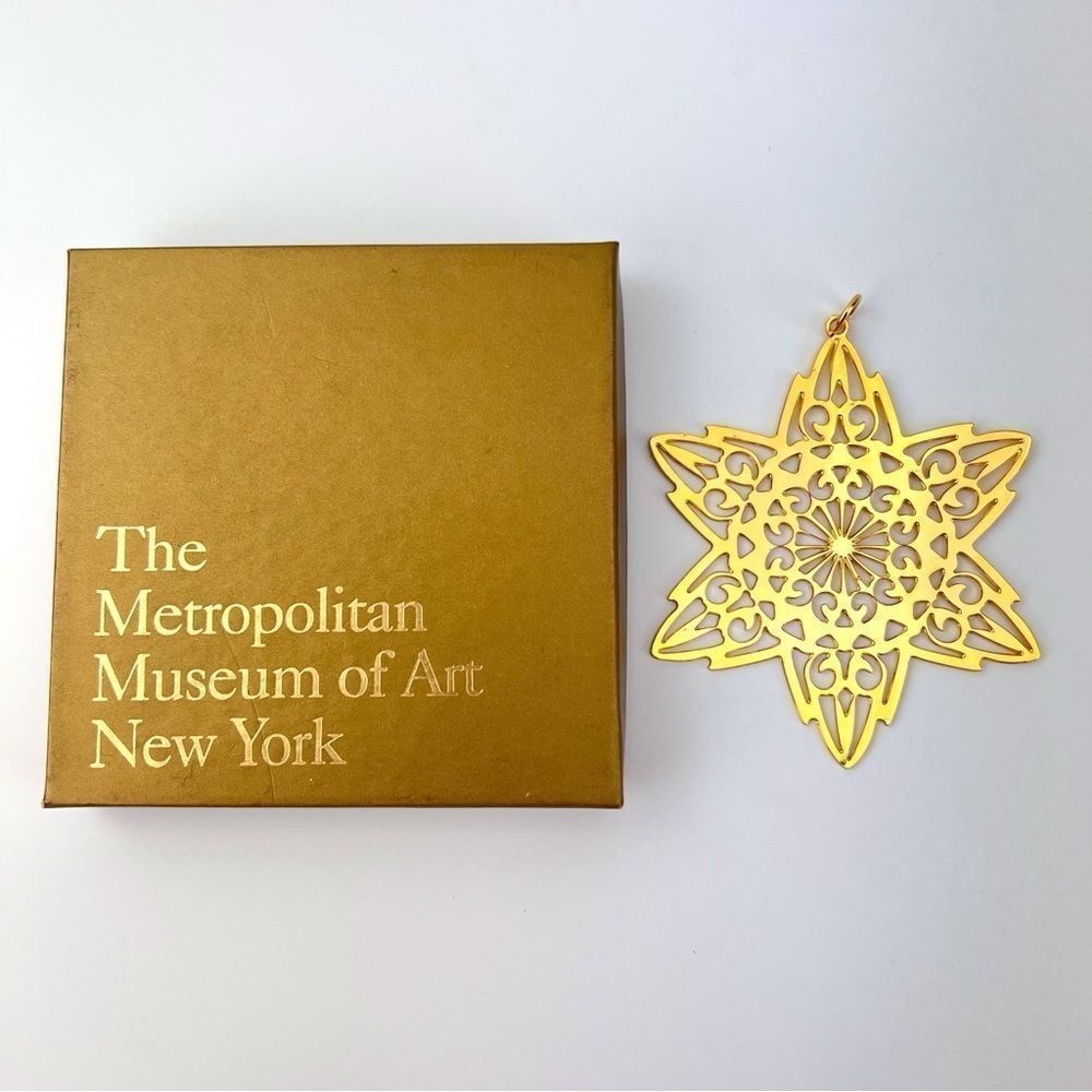1999 Metropolitan Museum Of Art (MMA) Gold plated star ornament Northern Sumatra